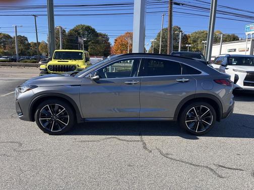 2025 INFINITI QX55 LUXE