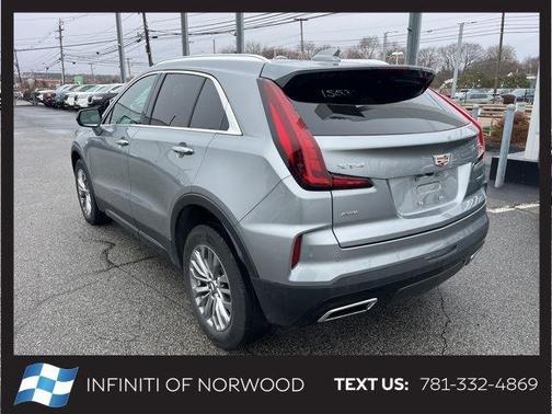 2024 Cadillac XT4 Premium Luxury