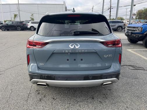 2022 INFINITI QX50 ESSENTIAL