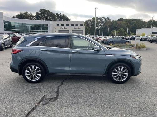 2022 INFINITI QX50 ESSENTIAL