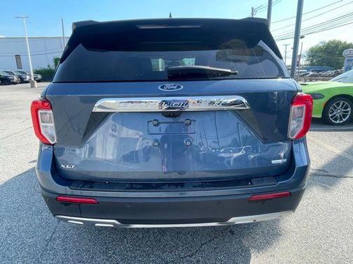 Blue Metallic 2020 Ford Explorer XLT