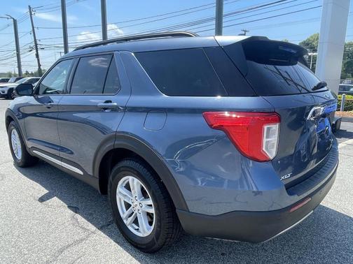Blue 2020 Ford Explorer XLT