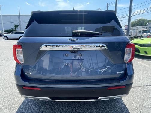 Blue 2020 Ford Explorer XLT