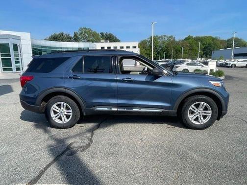 Blue Metallic 2020 Ford Explorer XLT