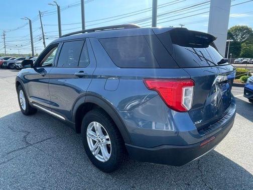 Blue Metallic 2020 Ford Explorer XLT