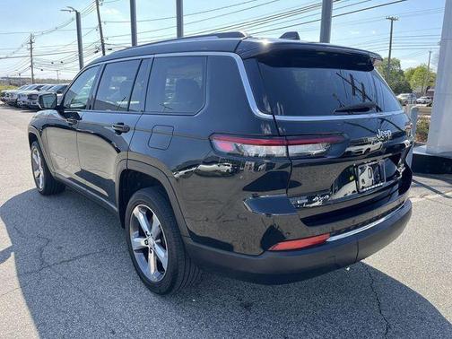 Diamond Black 2021 Jeep Grand Cherokee L Limited