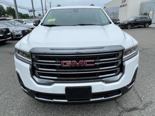 Summit White 2023 GMC Acadia AT4