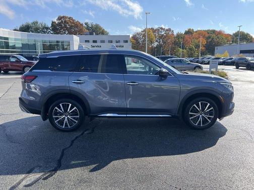 2025 INFINITI QX60 SENSORY