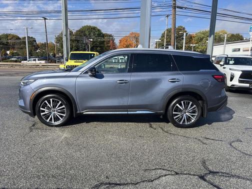 2025 INFINITI QX60 SENSORY