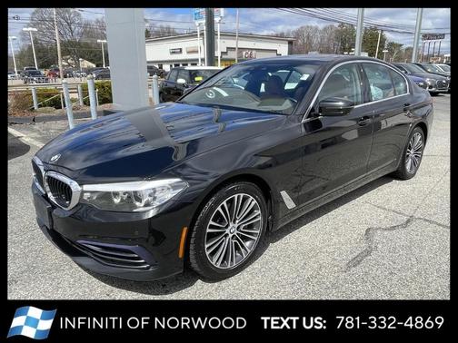 Black Sapphire Metallic 2019 BMW 540 i xDrive