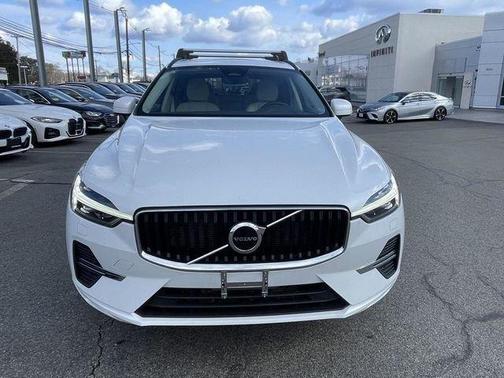 2023 Volvo XC60 B5 Core