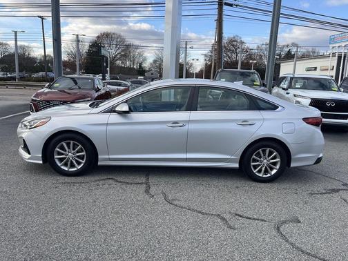 2019 Hyundai SONATA SE