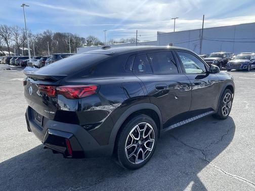 2025 BMW X2 xDrive28i