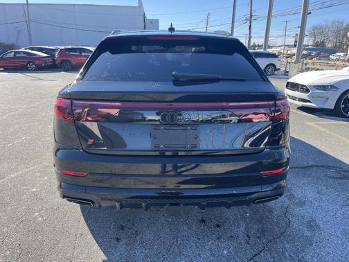 2025 Audi Q8 Prestige