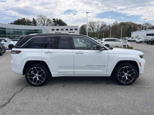 Bright White Clearcoat 2022 Jeep Grand Cherokee 4xe Summit
