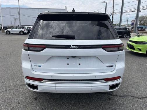 Bright White Clearcoat 2022 Jeep Grand Cherokee 4xe Summit