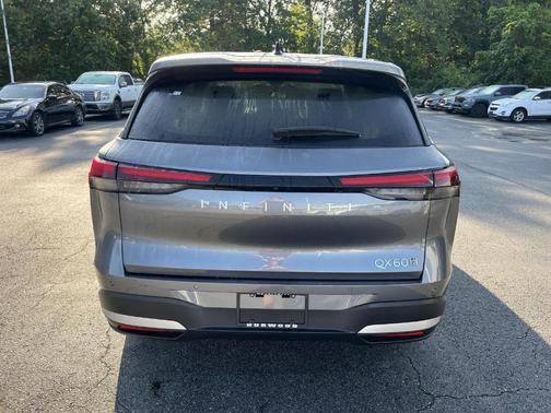 2026 INFINITI QX60 Pure