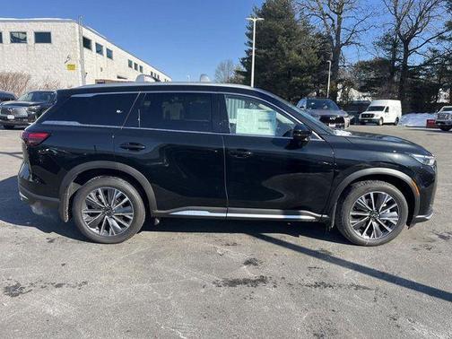 Diamond Black 2026 INFINITI QX60 Luxe