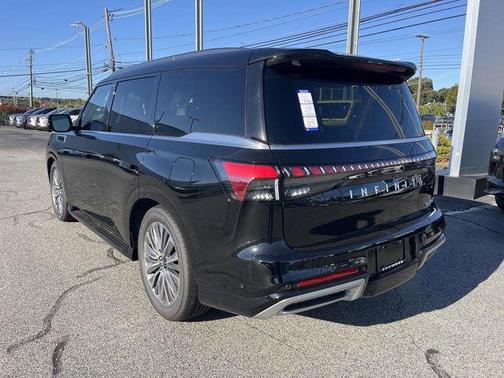 Black Obsidian 2026 INFINITI QX80 Luxe
