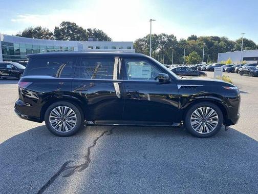 Black Obsidian 2026 INFINITI QX80 Luxe