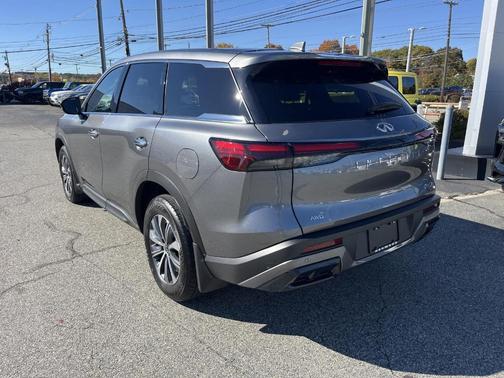 2025 INFINITI QX60 Pure