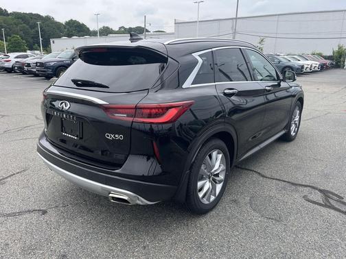 2022 INFINITI QX50 ESSENTIAL
