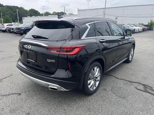 2022 INFINITI QX50 ESSENTIAL