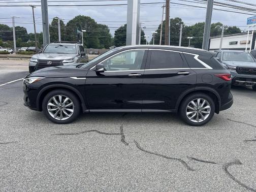 2022 INFINITI QX50 ESSENTIAL