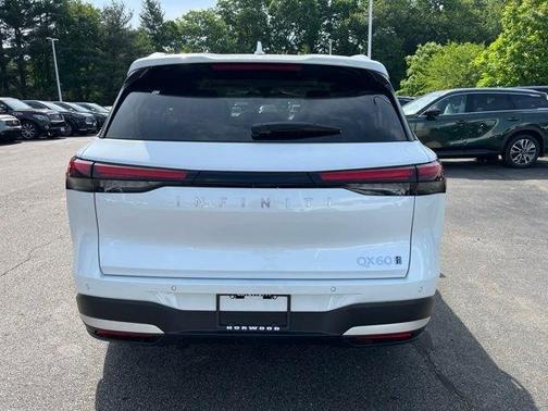 Radiant White 2027 INFINITI QX60 Luxe