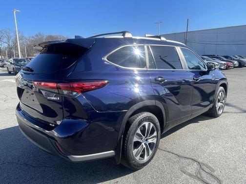 Blueprint 2023 Toyota Highlander Hybrid XLE