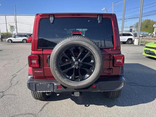 Snazzberry Pearlcoat 2021 Jeep Wrangler Unlimited 4xe Sahara