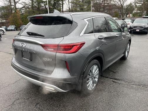 2025 INFINITI QX50 Luxe