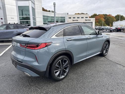 2025 INFINITI QX55 LUXE