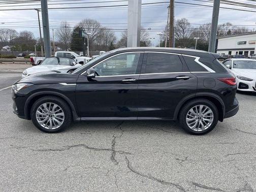 Black Obsidian 2023 INFINITI QX50 Luxe