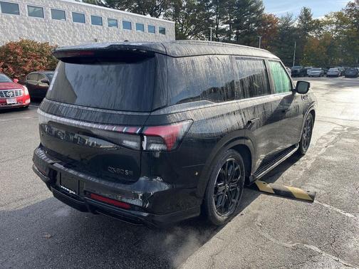 2026 INFINITI QX80 SPORT
