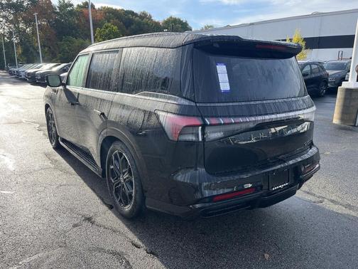 2026 INFINITI QX80 SPORT