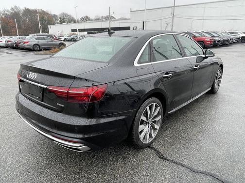 2022 Audi A4 40 Premium Plus