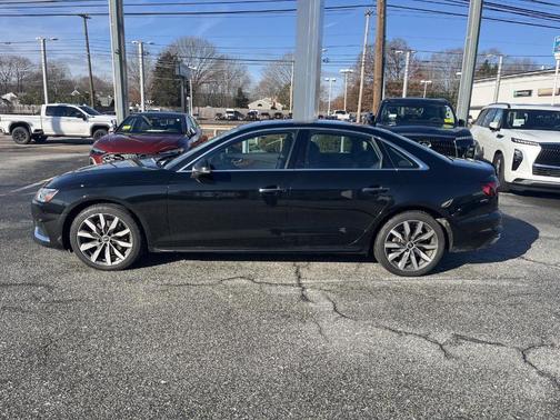 2022 Audi A4 40 Premium Plus