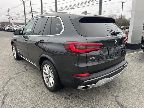 2022 BMW X5 PHEV xDrive45e