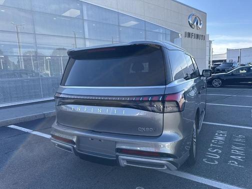 2025 INFINITI QX80 SENSORY