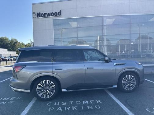 2025 INFINITI QX80 SENSORY