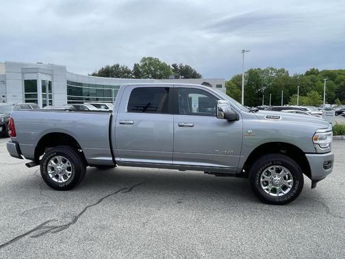Billet Silver Metallic Clearcoat 2024 RAM 2500 Laramie