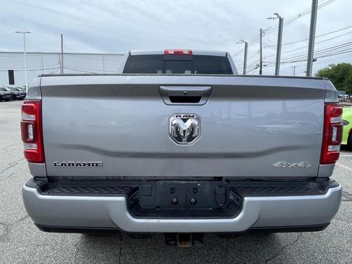 Billet Silver Metallic Clearcoat 2024 RAM 2500 Laramie