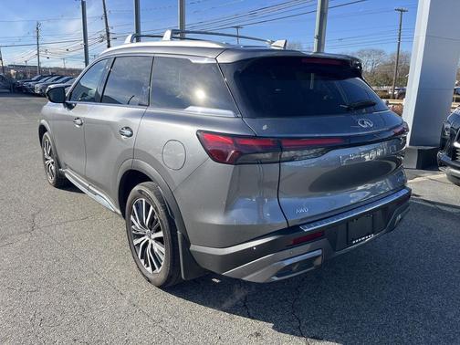 2025 INFINITI QX60 SENSORY