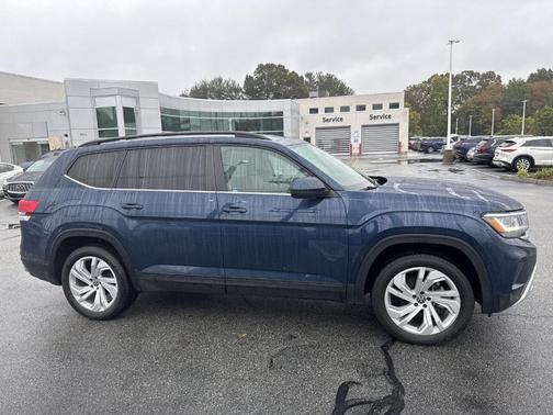 2022 Volkswagen Atlas 3.6L SE w/Technology