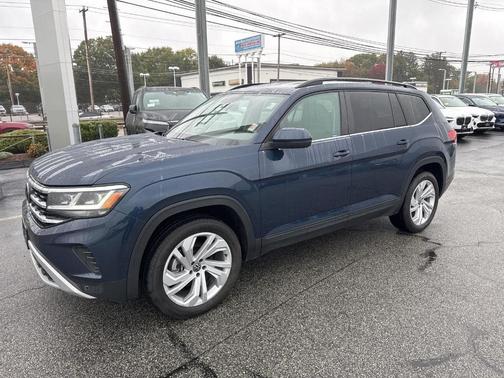 2022 Volkswagen Atlas 3.6L SE w/Technology