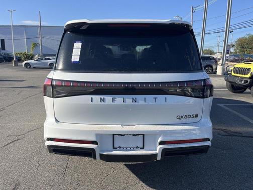 2026 INFINITI QX80 SPORT
