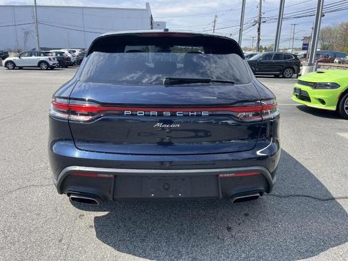 Night Blue Metallic 2023 Porsche Macan Base