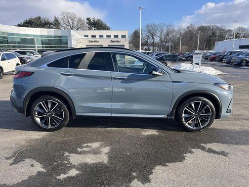 2025 INFINITI QX55 LUXE