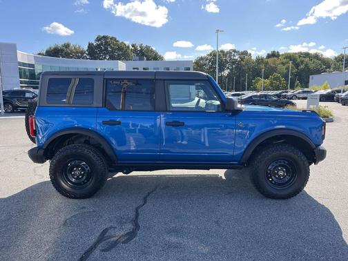 2023 Ford Bronco Black Diamond
